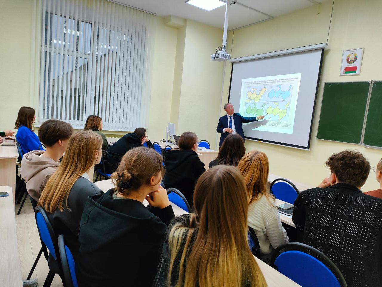 WhatsApp Image 2025-12-12 at 09.29.46.jpeg