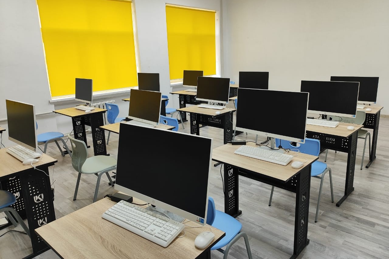 305-компьютерлік класс.jpeg